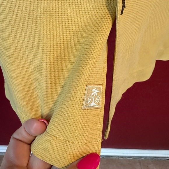 Tommy Bahama Yellow Silk Shirt, Size XL (Flaws-See Photos) - Picture 4 of 8